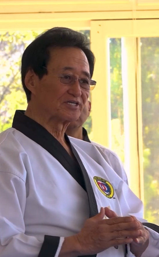 19일(한국 시간) '멕시코 태권도의 아버지'이자 세계 무술계의 전설로 불린 문대원 대사범이 향년 83세로 별세했다./사진=문대범 페이스북 갈무리
