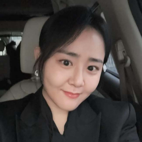 제24회 디렉터스컷 어워즈에 시상자로 나선 배우 문근영 셀카. 사진=인스타그램 캡처