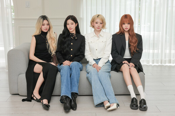 르세라핌 허윤진, 카즈하, 사쿠라, 홍은채 / 사진=쏘스뮤직