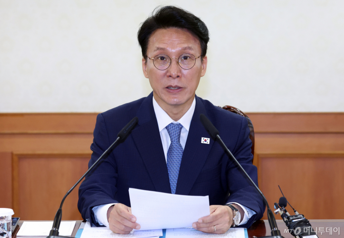 김민석 국무총리가 20일 오전 서울 종로구 세종대로 정부서울청사에서 열린 공명선거 관계장관회의에서 모두 발언을 하고 있다. /사진=뉴스1
