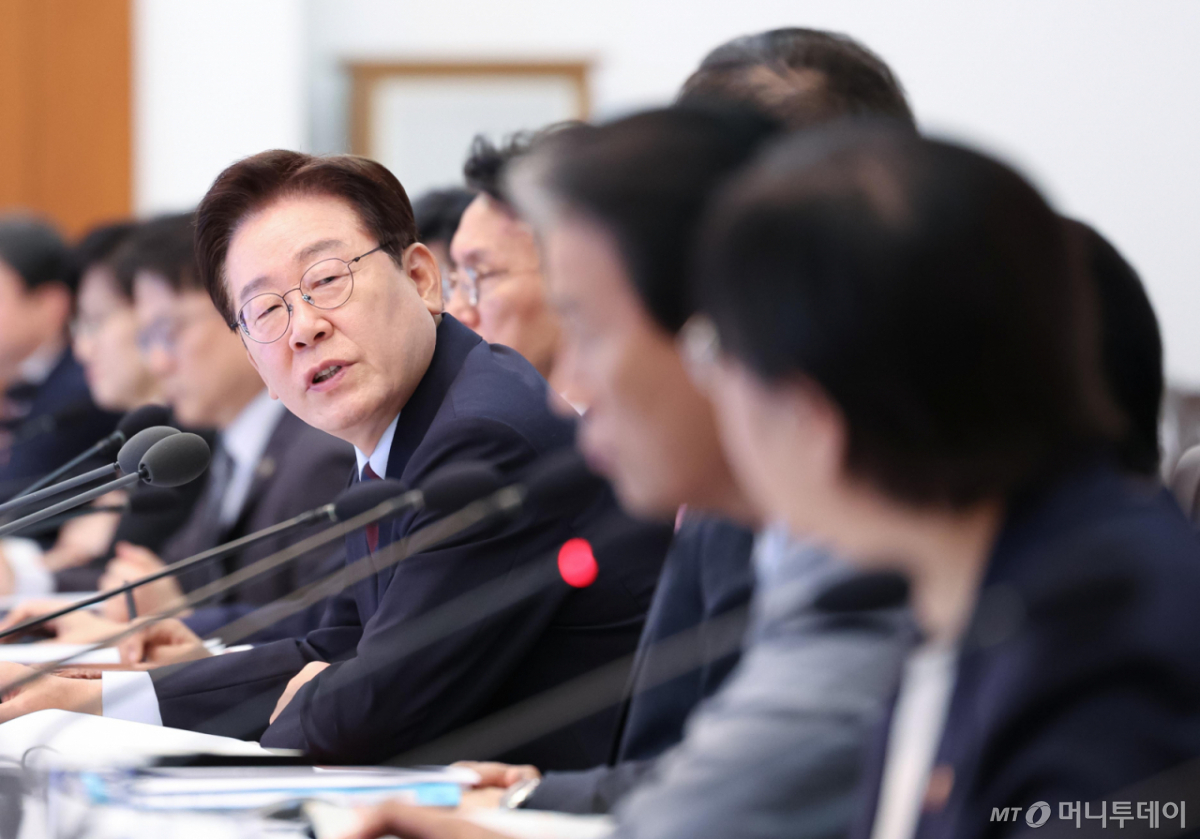 [서울=뉴시스] 최동준 기자 = 이재명 대통령이 26일 청와대에서 열린 국무회의에서 발언하고 있다. 2026.05.26. photocdj@newsis.com /사진=류현주