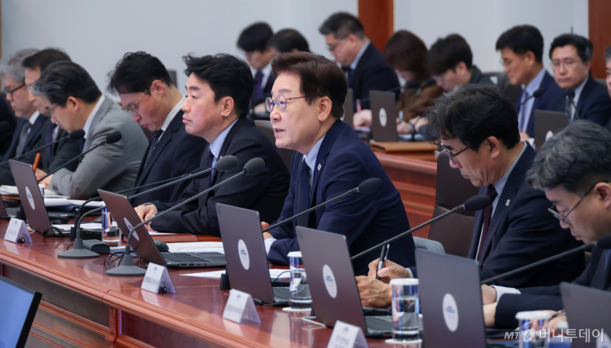 (서울=뉴스1) 이재명 기자 = 이재명 대통령이 28일 청와대에서 열린 수석보좌관회의에서 발언하고 있다. 2026.5.28/뉴스1  Copyright © 뉴스1. All rights reserved. 무단 전재 및 재배포,  AI학습 이용 금지. /사진=(서울=뉴스1) 이재명 기자