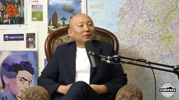 웹툰 작가 겸 방송인 주호민이 특수교사 고소 사건 이후 심경을 전했다. /사진=유튜브 채널 'SPNS TV'