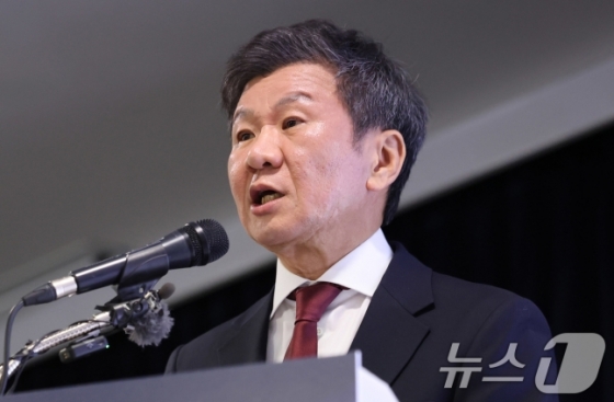 정몽규 대한축구협회장이 2024년 12월 26일 서울 종로구 축구회관에서 후보 공약을 발표하고 있다. /사진=뉴스1