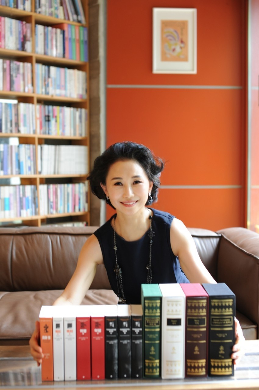 저자 김정아 박사와 도스토옙스키 4대 장편 모음/사진제공=샘터