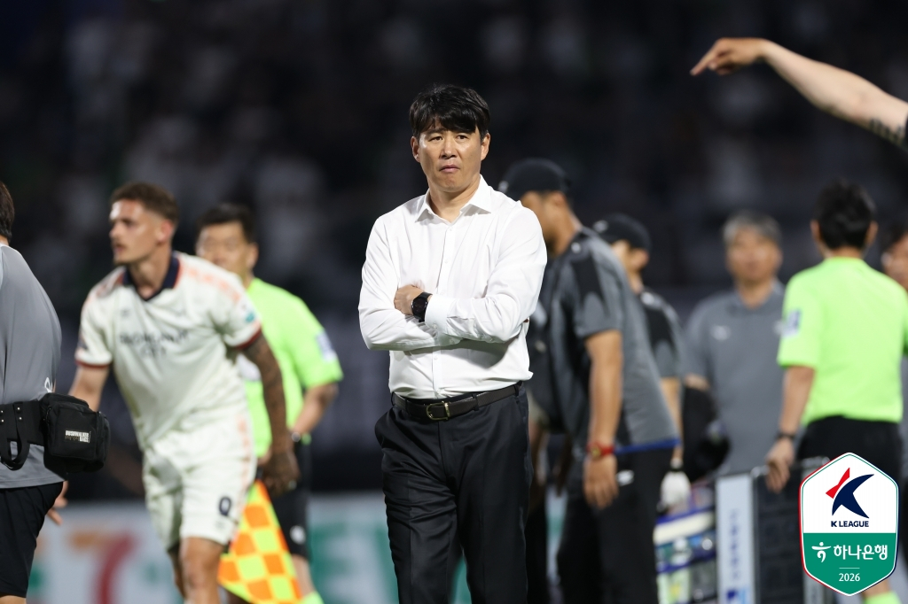 박건하 수원FC 감독. /사진=한국프로축구연맹 제공