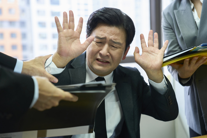 미국 직장인들이 번아웃과 업무 스트레스로 고연봉이 보장된 승진이나 이직 제안을 잇달아 거절하고 있다. 정신 건강과 일과 삶의 균형, 이른바 '워라밸'을 우선시하는 분위기가 확산하는 모습이다. 사진은 참고 이미지. /사진=게티이미지뱅크