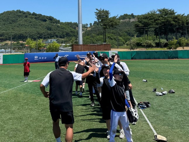 2026년 봄 야구로 통하는 티볼 캠프 사진. /사진=KBO 제공