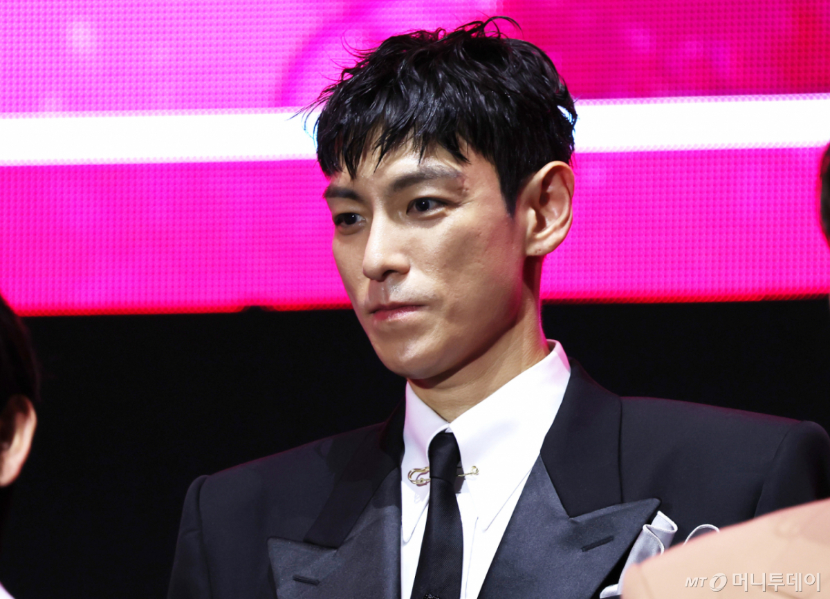 그룹 빅뱅 출신 가수 겸 배우 탑(본명 최승현)이 일본에서 대규모 팬미팅을 무료로 진행한다. /사진=머니투데이 DB