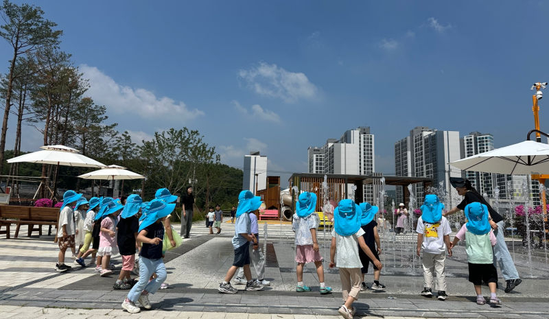 과천시 공원 수경시설 운영 모습./사진제공=과천시