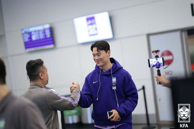 오현규(오른쪽). /사진=대한축구협회 제공