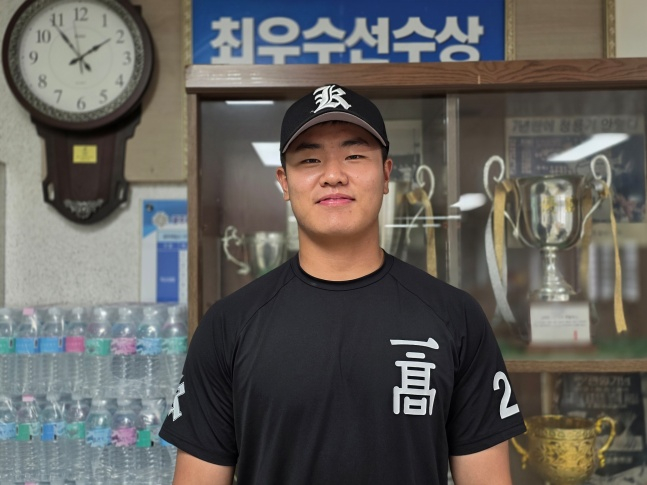 광주일고 포수이자 주장 김선빈이 2일 광주일고에서 스타뉴스와 만나 인터뷰했다. /사진=김동윤 기자 /로이터=뉴스1