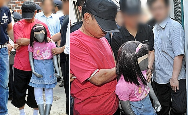 김수철이 2010년 6월 15일 서울 영등포구에서 현장검증하던 모습./사진=뉴시스