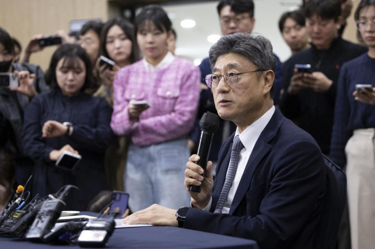 정재헌 SK텔레콤 대표이사가 서울 강남구 한국과학기술회관에서 열린 통신3사 CEO간담회에서 발언하고 있다./사진=뉴시스