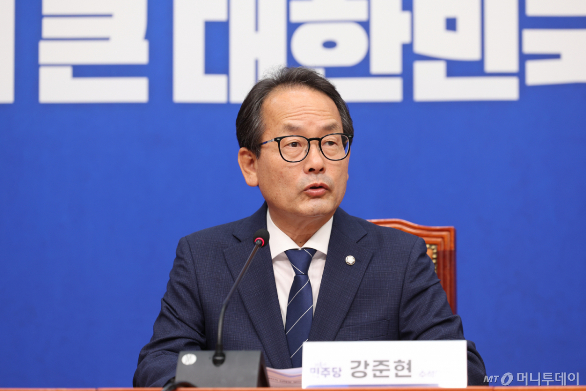 강준현 더불어민주당 수석대변인이 7일 오전 서울 여의도 국회에서 진행된 기자간담회에서 발언하고 있다. /사진=뉴시스