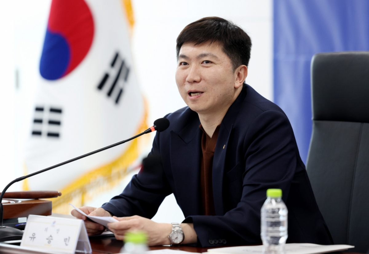 유승민 대한체육회장이 지난 3월 31일 서울 송파구 대한체육회에서 열린 제14차 이사회에서 인사말을 하고 있다. / 사진 = 뉴시스