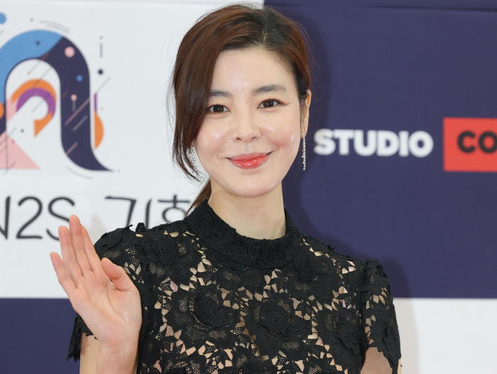 배우 김규리(사진)씨가 자택 강도 사건과 관련해 심경을 밝혔다. /사진=뉴시스