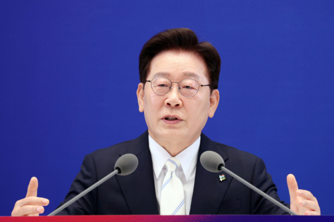 (서울=뉴스1) 허경 기자 = 이재명 대통령이 8일 청와대 영빈관에서 열린 취임 1주년 기자회견에서 취재진 질문에 답변하고 있다. 2026.6.8/뉴스1 Copyright (C) 뉴스1. All rights reserved. 무단 전재 및 재배포, AI학습 이용 금지. /사진=(서울=뉴스1) 허경 기자