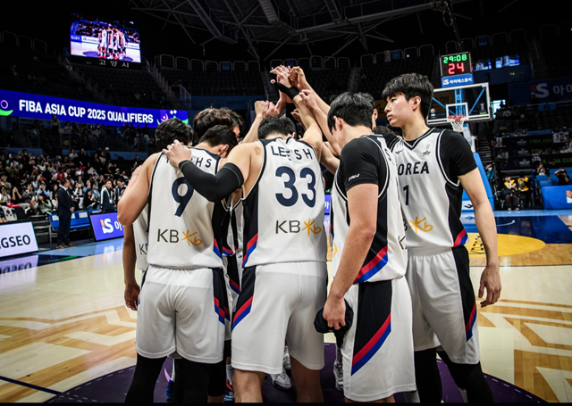 한국 농구 대표팀. /사진=FIBA