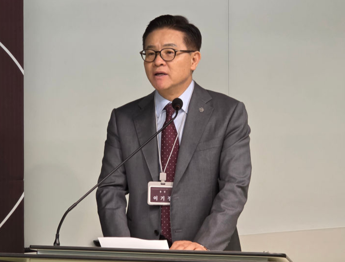 이기정 한양사이버대 총장이 축사를 하고 있다./사진=이민호기자