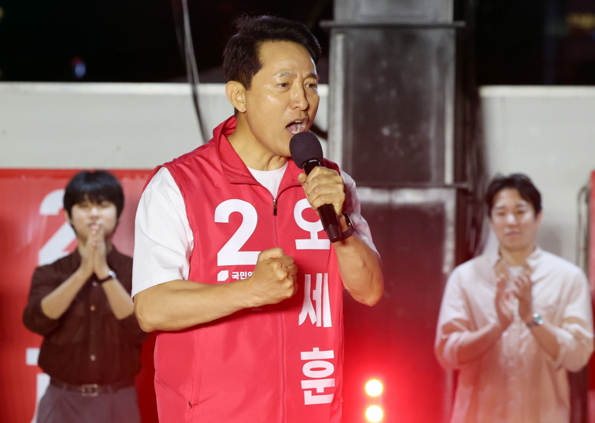 오세훈 국민의힘 서울시장이 제9회 전국동시지방선거 당선 전 공식 선거운동 중인 모습/사진=뉴스1