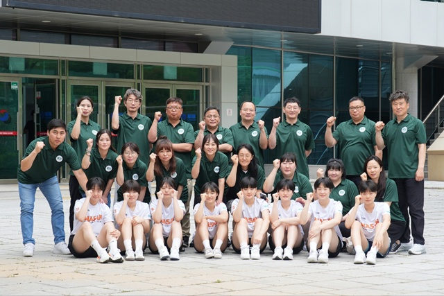 마산여고 선수단. /사진=이유리 코치 및 한국중고등학교농구연맹 제공