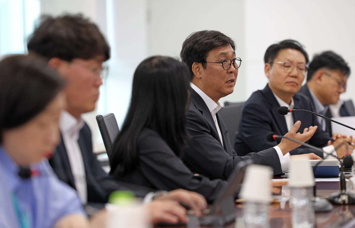 문체부의 핸드볼경기장 입주 종목단체 대책 회의 모습. /사진=문체부 제공