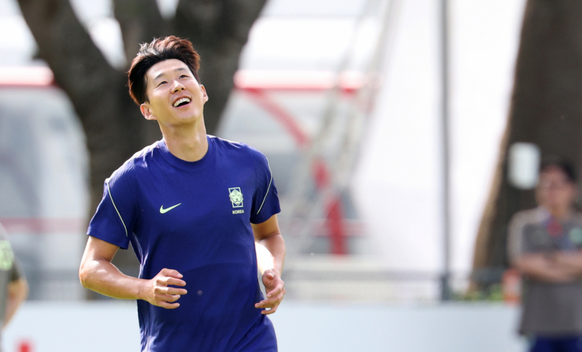 손흥민이 2026 북중미월드컵 체코전을 하루 앞둔 10일, 멕시코 과달라하라 치바스 베르데 바예에서 훈련하고 있다. /사진=김진경 대기자