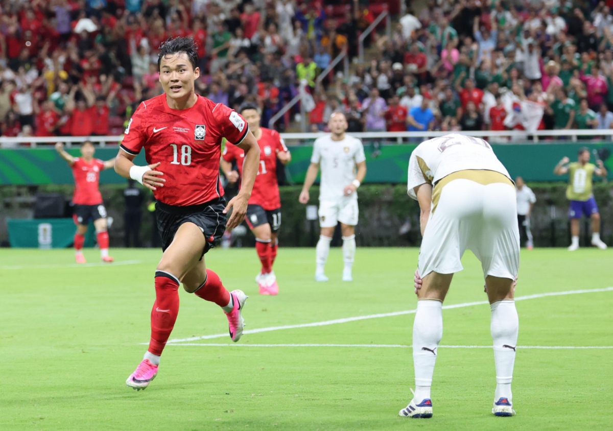 홍명보 감독이 이끄는 대한민국 축구 대표팀이 2026 국제축구연맹(FIFA) 북중미 월드컵 첫 상대 체코에 2-1 승리를 거뒀다. 사진은 역전골을 기록한 오현규. /사진=뉴스1