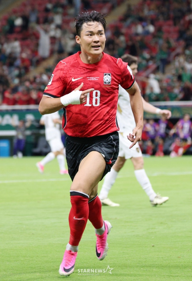 2026 북중미월드컵 A조 예선 대한민국-체코전이 12일(한국 시간) 멕시코 과달라하라 에스타디오 아크론에서 열렸다. 오현규가 역전골을 터트린 후 환호하고 있다. /사진=김진경 대기자
