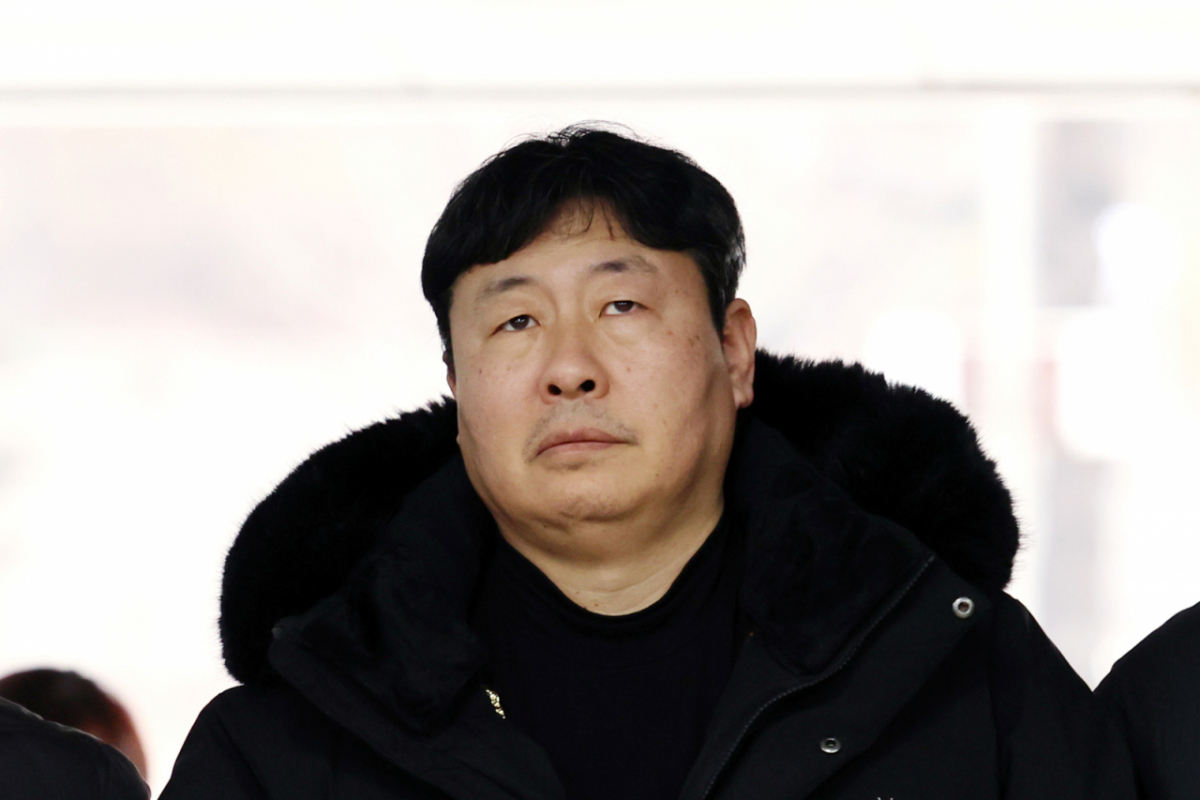 고진수 민주노총 서비스연맹 세종호텔지부장이 2월4일 오후 서울 서초구 서울중앙지방법원에서 열린 구속 전 피의자 심문(영장실질심사)에 출석하고 있다./사진=뉴시스.