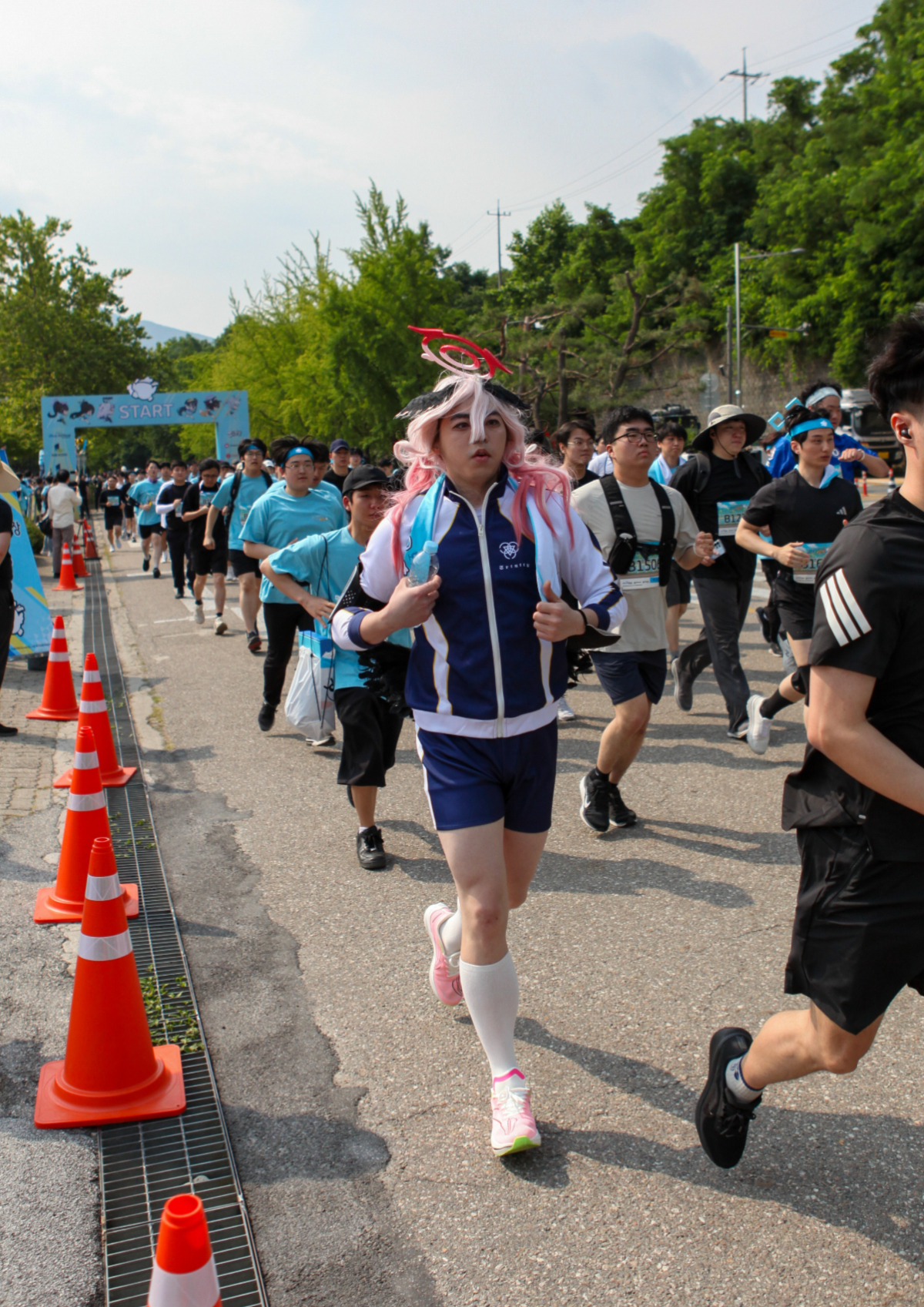 코스프레하고 러닝에 참가한 팬. 2026.06.14./사진=이정현 기자
