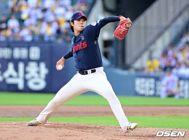 13일 선발 등판한 이민석.
