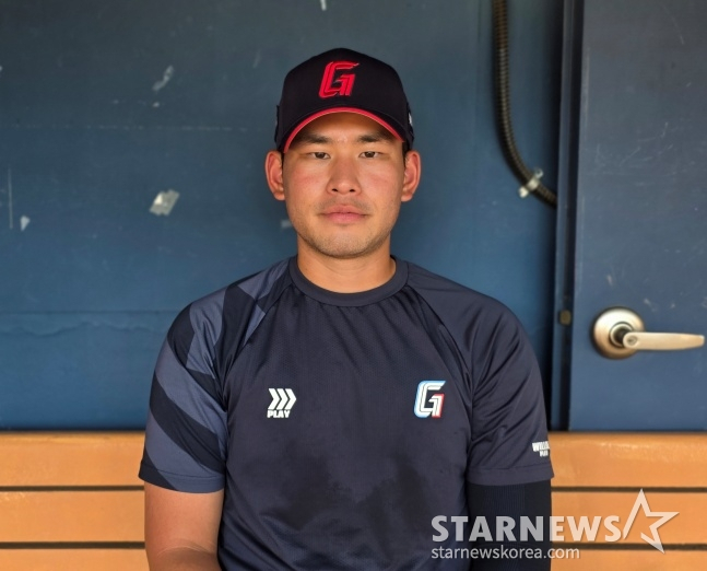 롯데 김진욱이 12일 잠실 LG전을 앞두고 2026 아시안게임 대표팀 발탁 소감을 전했다. /사진=김동윤 기자