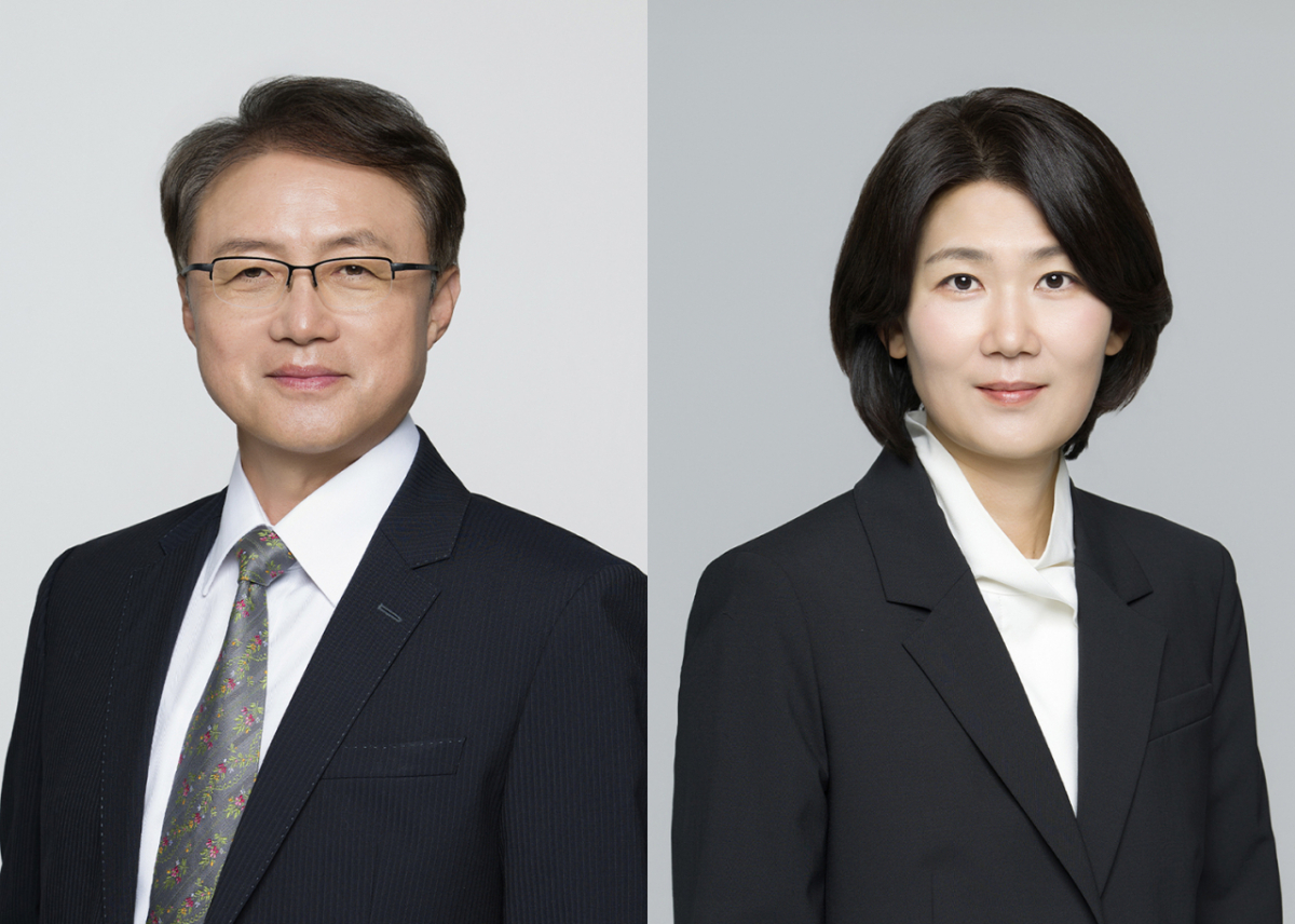 왼쪽부터 헌법재판소 출신의 신동승 변호사(사법연수원 15기)와 김현영 변호사(연수원 35기)./사진제공=법무법인 세종