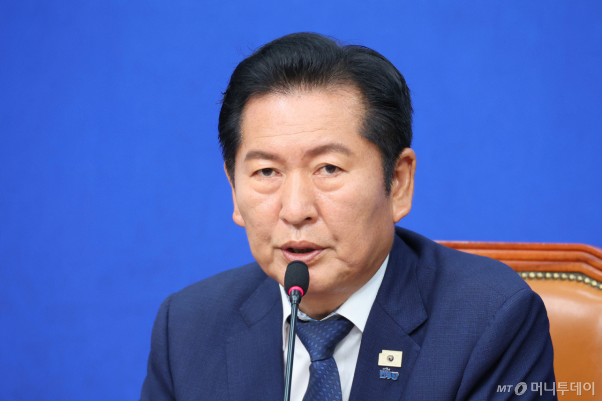 (서울=뉴스1) 신웅수 기자 = 정청래 더불어민주당 대표가 17일 서울 여의도 국회에서 열린 최고위원회의에서 발언하고 있다. 2026.6.17/뉴스1 Copyright © 뉴스1. All rights reserved. 무단 전재 및 재배포, AI학습 이용 금지. /사진=(서울=뉴스1) 신웅수 기자