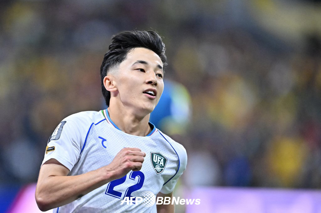 콜롬비아 축구대표팀 루이스 디아스가 18일 멕시코 시티 스타디움에서 열린 2026 FIFA 북중미 월드컵 조별리그 K조 1차전 우즈베키스탄전에서 골을 넣은 뒤 기뻐하고 있다. /AFPBBNews=뉴스1