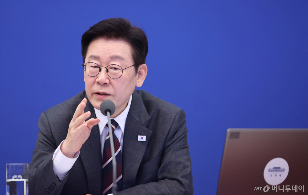 (서울=뉴스1) 이재명 기자 = 이재명 대통령이 3일 청와대에서 열린 국무회의에서 발언을 하고 있다. (청와대통신사진기자단) 2026.2.3/뉴스1 Copyright © 뉴스1. All rights reserved. 무단 전재 및 재배포, AI학습 이용 금지. /사진=(서울=뉴스1) 이재명 기자
