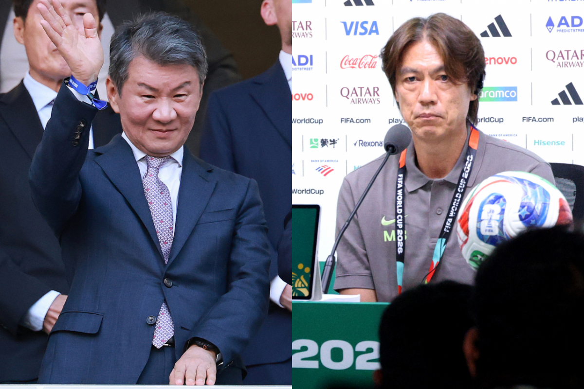 JTBC의 월드컵 중계권료 미납설로 2026 국제축구연맹(FIFA) 북중미 월드컵 국내 중계가 중단될 수 있다는 우려가 제기됐으나 대한축구협회(KFA)와 FIFA의 확인을 거쳐 전 경기 정상 중계가 이뤄지는 것으로 확인됐다. 사진은 왼쪽부터 정몽규 대한축구협회 회장, 홍명보 대한민국 축구 대표팀 감독. /사진=뉴스1, 머니투데이 사진 DB