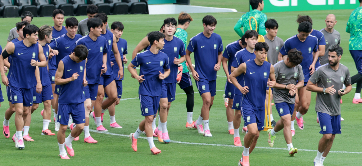 '2026 FIFA 북중미 월드컵' 남아공과의 경기를 앞두고 훈련 중인 대한민국 축구 국가대표팀 모습. /사진=뉴스1 