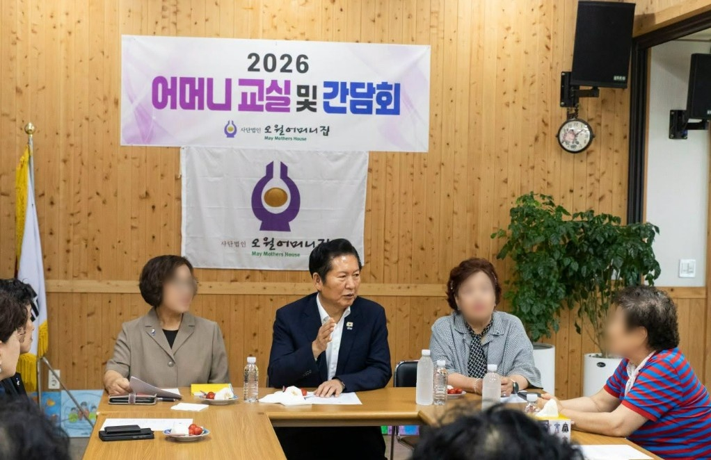 정청래 전 더불어민주당 대표가 2일 SNS에 올린 사진 /사진=정청래 SNS