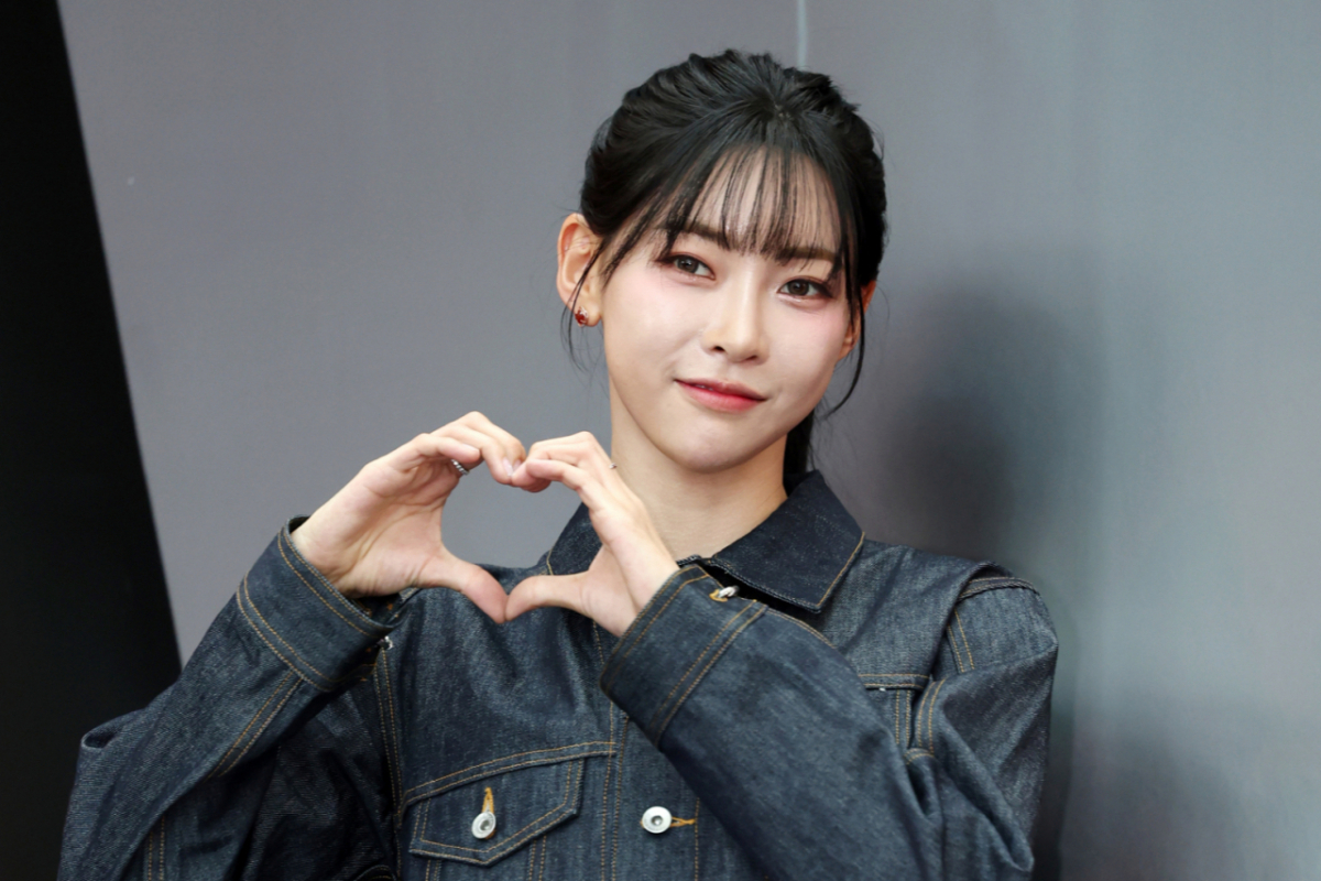 육상선수 김민지가 지난 4월 서울 영등포구 타임스퀘어에서 열린 롯데칠성음료 프리바이오틱 소다 '해피즈' 출시 행사에서 포즈를 취하고 있다. /사진=뉴시스