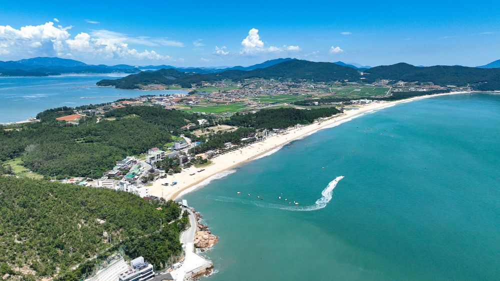 완도 신지 명사십리 해수욕장 전경./사진제공=완도군
