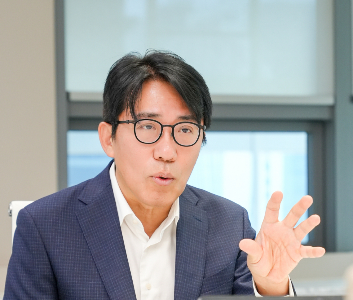 지난달 9일 서울 마포구 에쓰오일(S-OIL) 본사. 신종철 에쓰오일 윤활영업부문장이 질문에 답하고 있는 모습./사진제공=에쓰오일