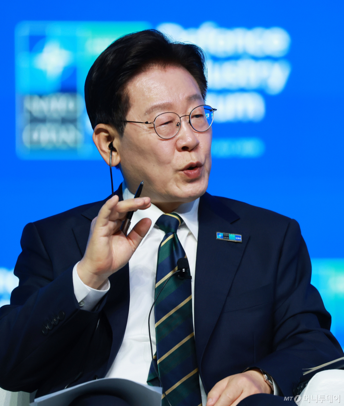 [앙카라=뉴시스] 조성봉 기자 = 이재명 대통령이 7일(현지 시간) 튀르키예 앙카라 컨벤션센터에서 열린 북대서양조약기구(NATO·나토) 방산포럼 제4세션에서 발언하고 있다. 2026.07.07. suncho21@newsis.com /사진=