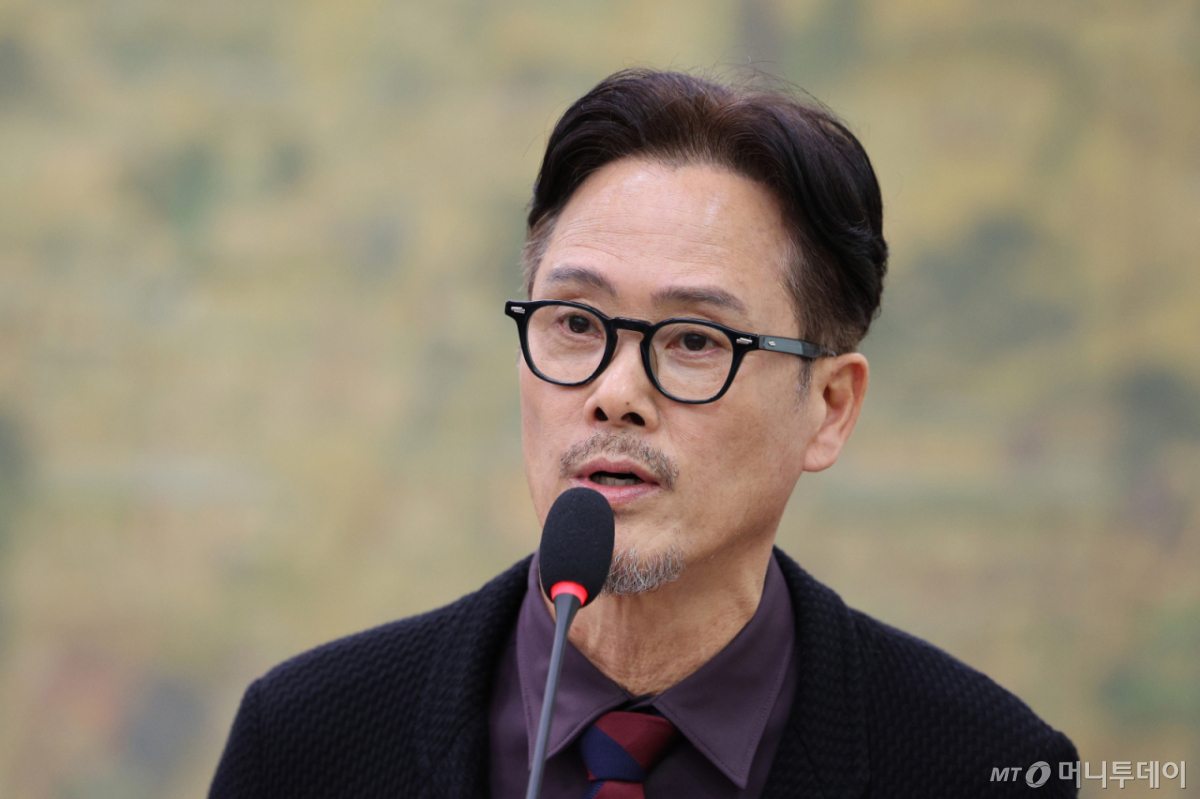 제자를 성폭행한 혐의를 받는 뮤지컬 배우 남경주(61)의 재판이 시작된다. /사진=머니투데이 DB