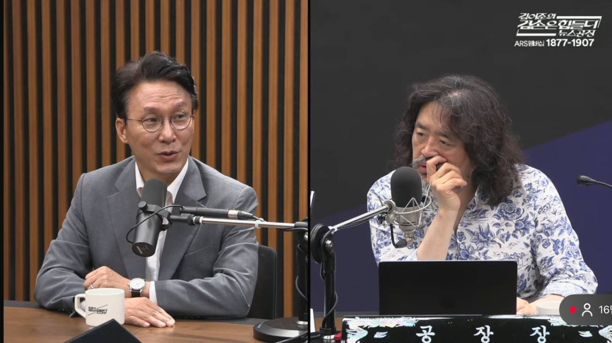 8일 김민석 전 국무총리와 방송인 김어준씨가 인터뷰 나누는 모습. /사진=김어준의 겸손은 힘들다 유튜브 캡처