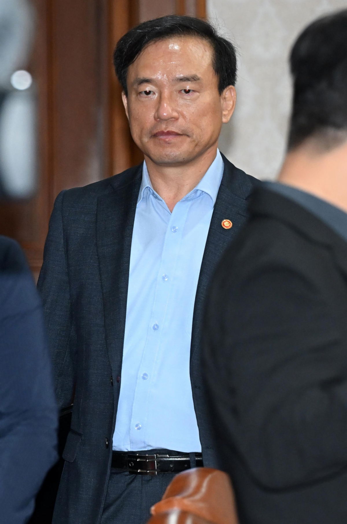 김종철 방송미디어통신위원장이 서울 종로구 정부서울청사에서 열린 국무회의에 참석하고 있다./사진=뉴스1