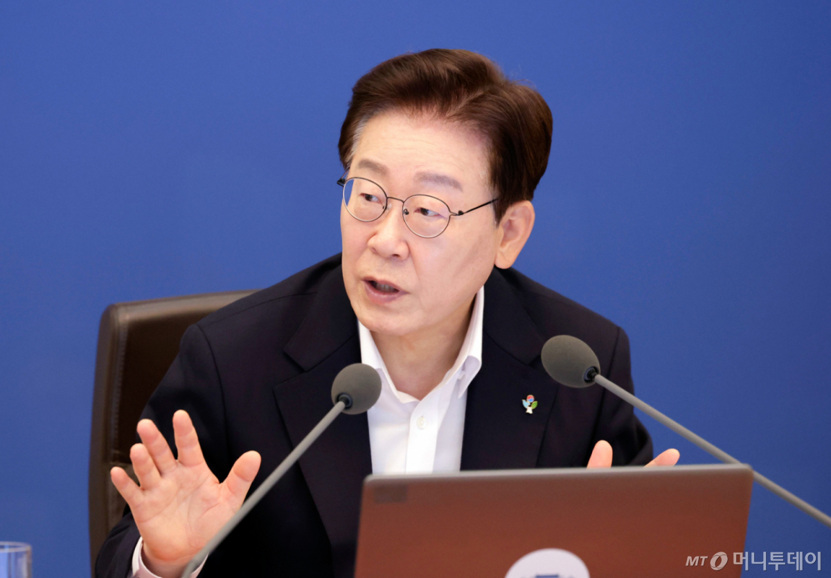 (서울=뉴스1) 이재명 기자 = 이재명 대통령이 30일 청와대에서 열린 국무회의 겸 비상경제점검회의에서 발언하고 있다. 2026.6.30/뉴스1 Copyright © 뉴스1. All rights reserved. 무단 전재 및 재배포, AI학습 이용 금지. /사진=(서울=뉴스1) 이재명 기자