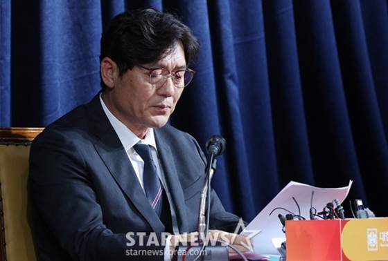 브리핑하는 이임생 전 대한축구협회 기술총괄이사의 모습. /사진=김진경 대기자.